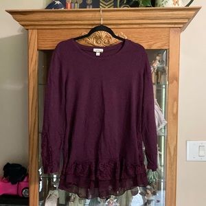 Style no co. Size lrg purple and lacy lite weight sweater